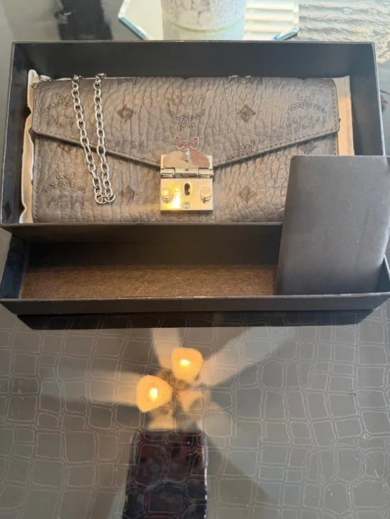 MCM Patricia clutch bag grey - Picture 5 of 8